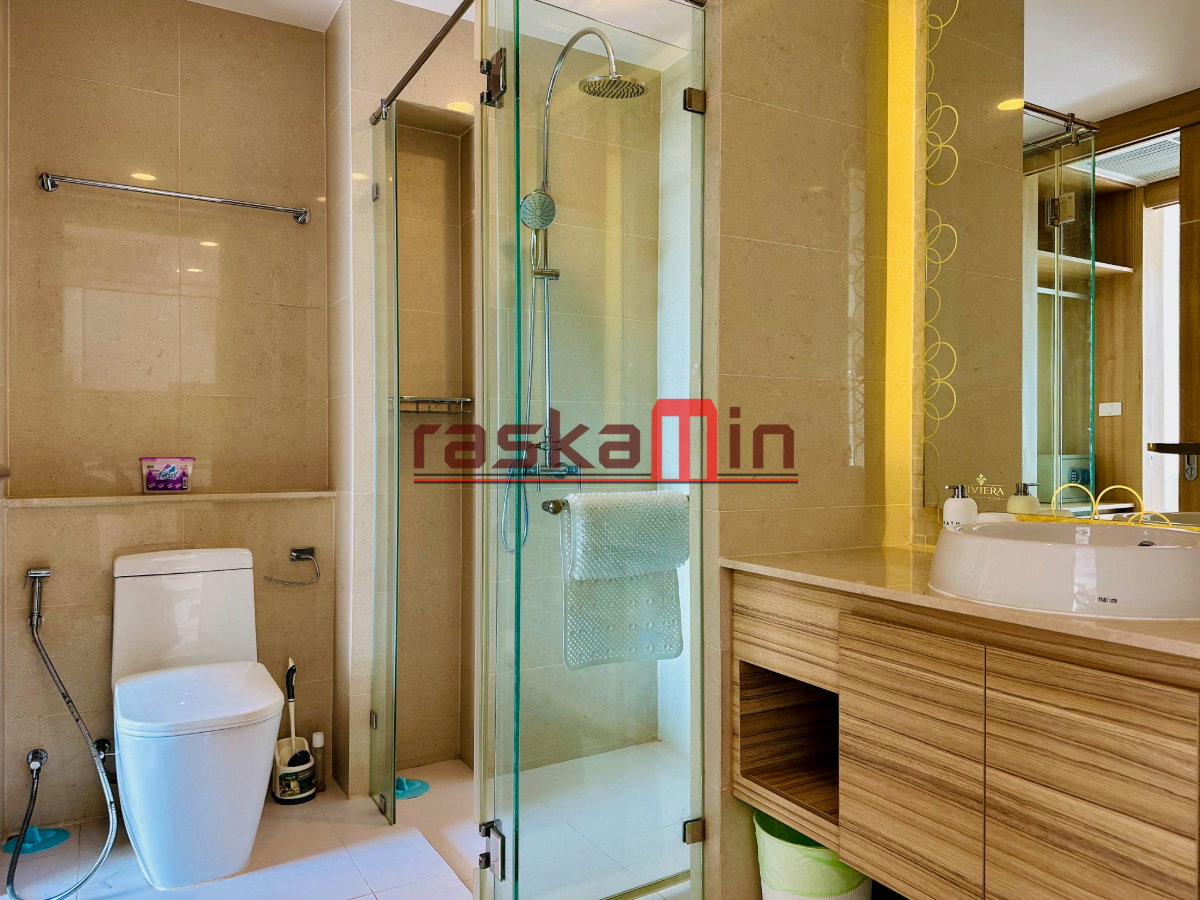 picture Sea View + Large Balcony – 1 Bed at The Riviera Wongamat (Building A) - 8/9