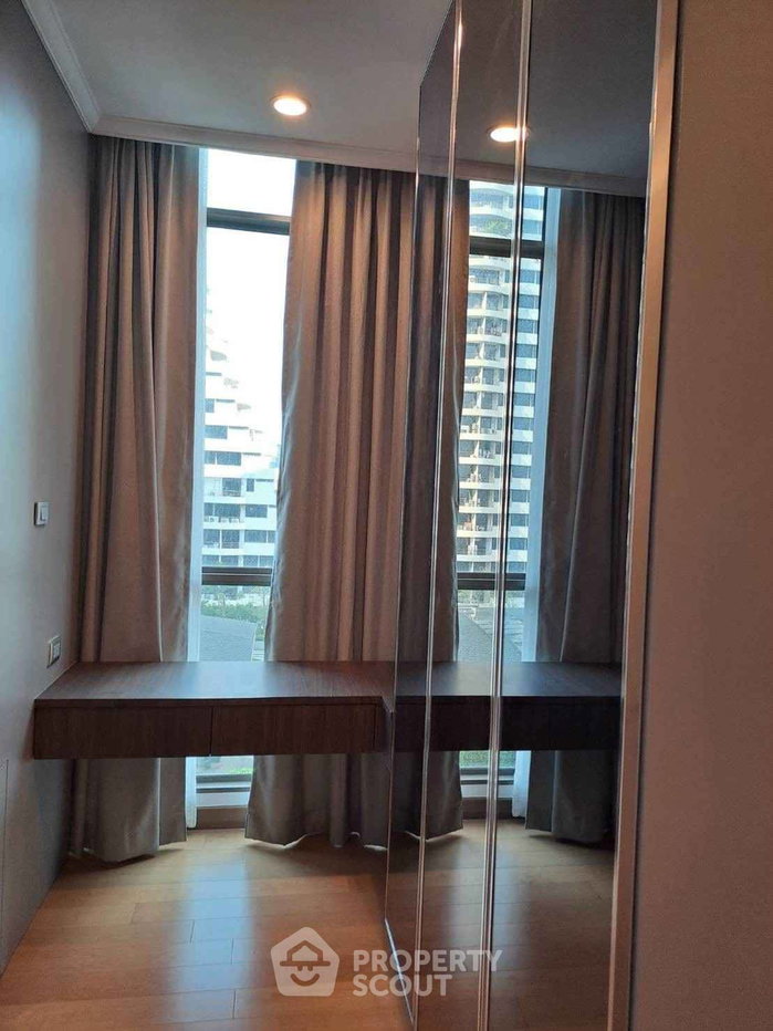picture 2-BR Condo at Supalai Oriental Sukhumvit 39 near MRT Phetchaburi (ID 2435410) - 10/10
