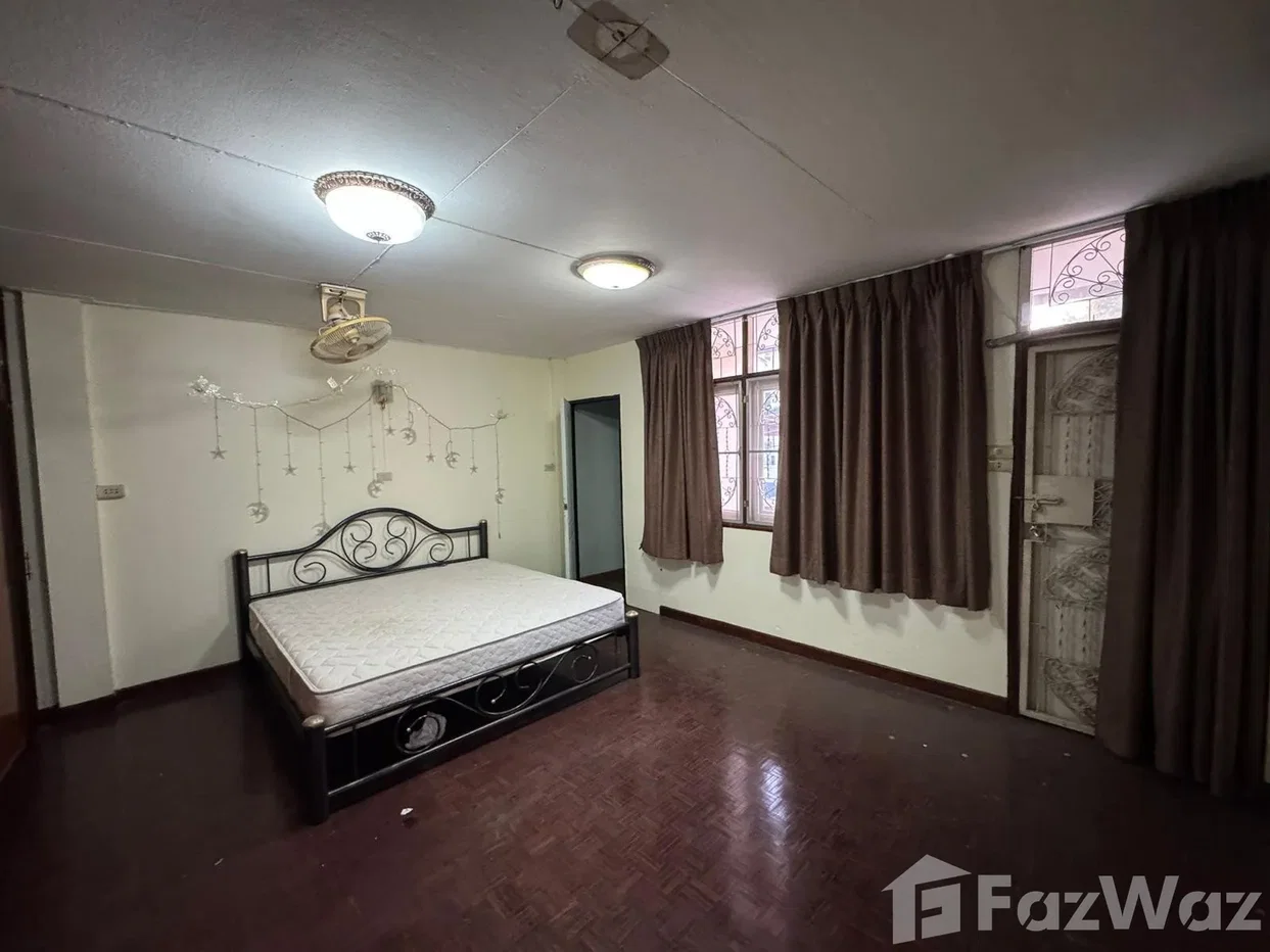 picture 4 Bedroom Townhouse for sale in Wat Tha Phra, Bangkok 6865644 - 27/30