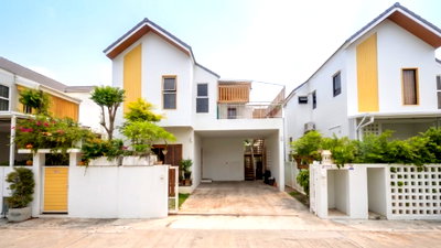 บ้านเดี่ยว เชียงใหม่ : ขายบ้านมินิมอล 2 ชั้น ทำเลท่าวังตาล สารภี เชียงใหม่ รอบ2 บรรยากาศดี เหมาะกับการกลับมาพักผ่อนในทุกวัน เดินทางถึง