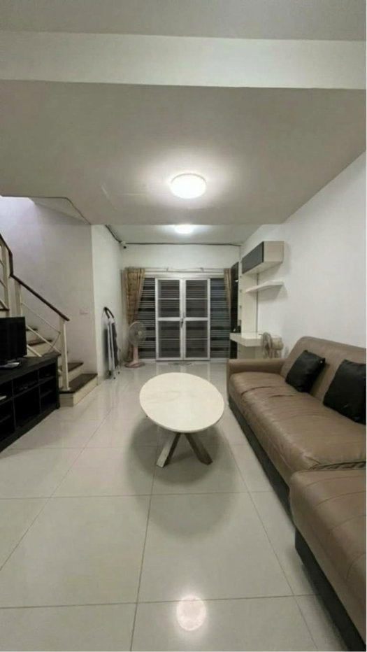 picture Two story townhome for Sale a prime location - 6/23