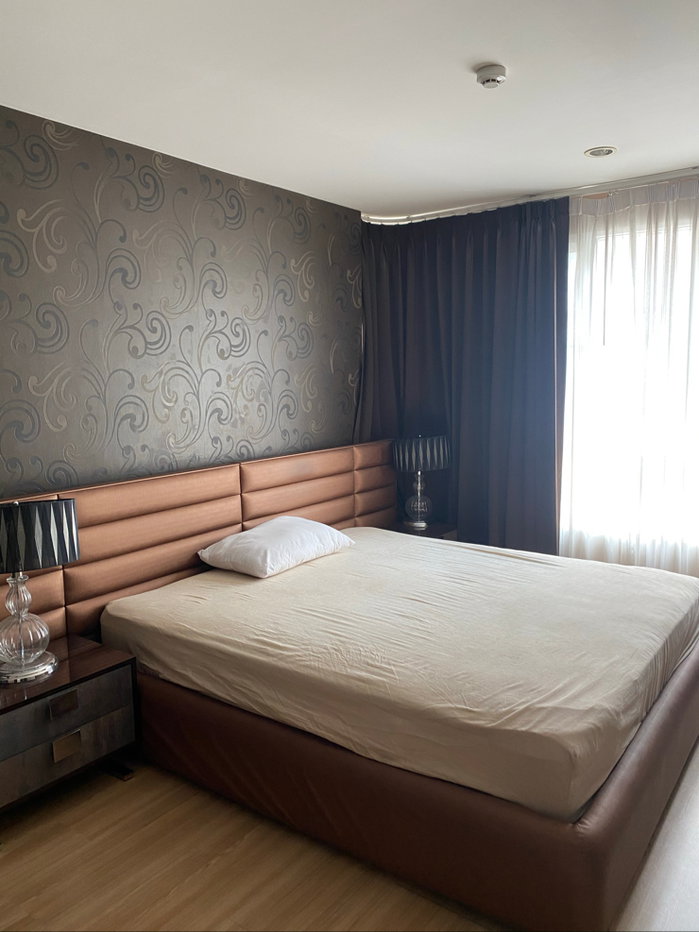 picture Sale: Voque Condominium Sukhumvit 16 - 10/19