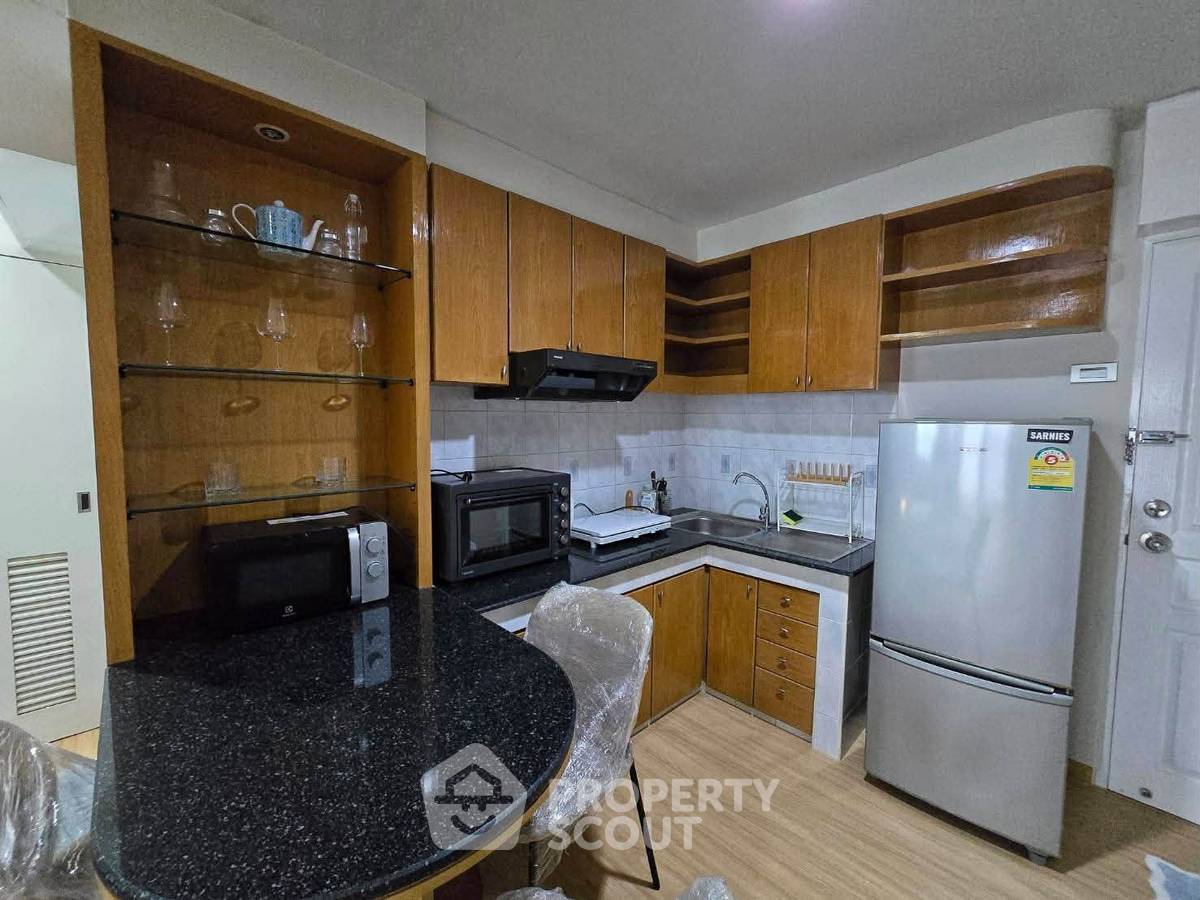 picture Studio Condo at The Waterford Diamond Tower Sukhumvit near BTS Phrom Phong (ID 3413892) - 4/15