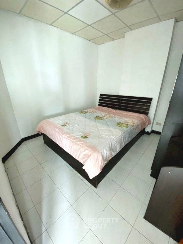 รูป คอนโด 3-ห้องนอน ที่ เดอะ ทรีโอ การ์เด้นท์ คอนโดมิเนียม ใน หนองบอน (ID 3412245) - รูปที่ 6/9