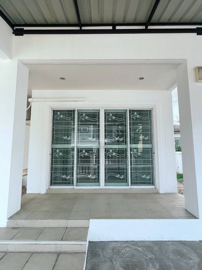 รูป ให้เช่าบ้านเดี่ยวหลังใหญ่ ม.คริสตัลพลัส 4 ห้องนอน หนองยายบู่ ศรีราชา - รูปที่ 2/20