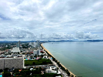 Condos for sale : Copacabana Beach Jomtien Pattaya on high floor with Great Sea View 1bed 1bath