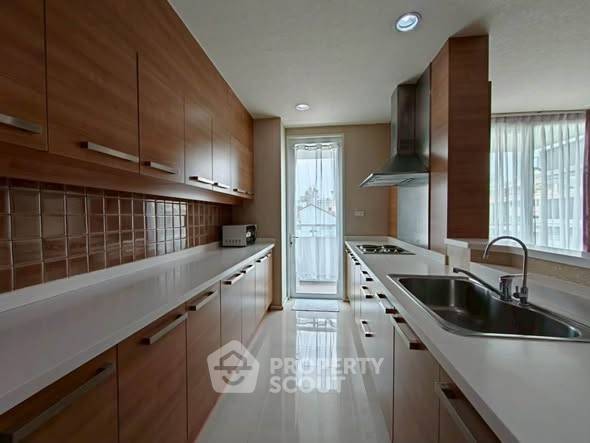 รูป คอนโด 2 ห้องนอน ขนาด 122 ตารางเมตร Villa Sikhara Condominium (ID 3410046) - รูปที่ 3/7