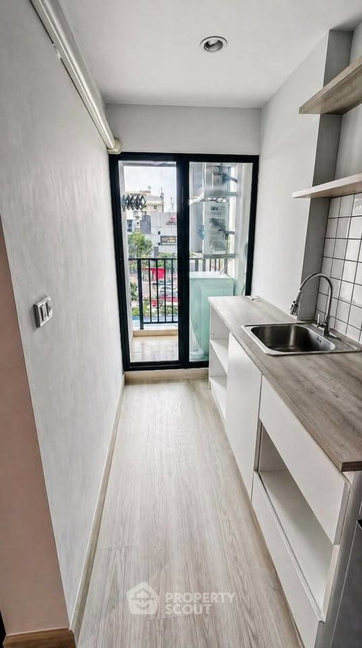 picture 1-BR Condo For Sale, 28 Sqm, Hi Ladprao 130, Bang Kapi (ID 3410099) - 9/10