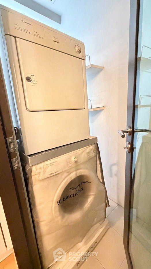 picture 2-BR Condo at Prive By Sansiri near BTS Phloen Chit (ID 3411028) - 38/43