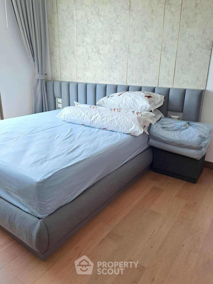 picture 2-BR Condo at Supalai Oriental Sukhumvit 39 near MRT Phetchaburi (ID 2435410) - 6/10