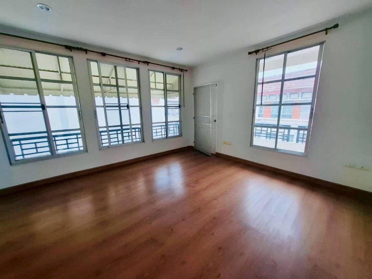 รูป 🏡 ให้เช่า บ้านกลางเมือง เดอะ ปารีส รัชวิภา ทาวน์โฮมหลังมุม 4 ชั้น | หน้ากว้าง 8 เมตร | จอดรถ 6 คัน - รูปที่ 9/9