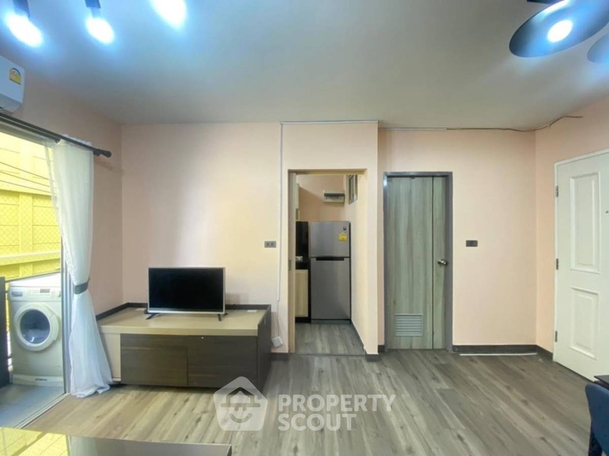 picture 200m To BTS On Nut | 2-BR My Condo Sukhumvit 81 (ID 3413093) - 3/9