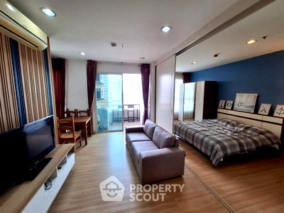 Condos for rent : 18th-Floor 1-BR The Light House Sathorn–Chareonnakorn Near BTS Krung Thon Buri (ID 3399873)