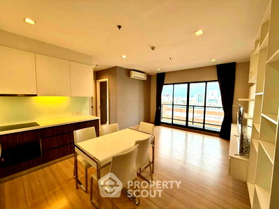 Condos for sale : 2-BR Condo at Urbano Absolute near BTS Krung Thon Buri (ID 3412036)