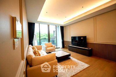 Condos for rent : 2-BR Condo at Baan Sindhorn near BTS Ratchadamri (ID 3356432)
