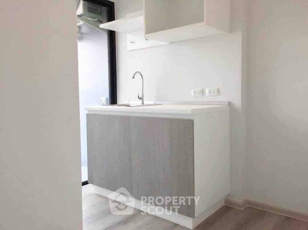 รูป คอนโด 1-ห้องนอน ที่ ไลบรารี่ เฮ้าส์ จรัญฯ 13 ใน วัดท่าพระ (ID 3374585) - รูปที่ 6/7
