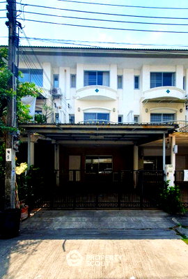 Townhouses for sale Bangkok : 3-BR Townhouse at Supalai Ville Ekkamai-Ramindra in Ram Inthra (ID 3407839)
