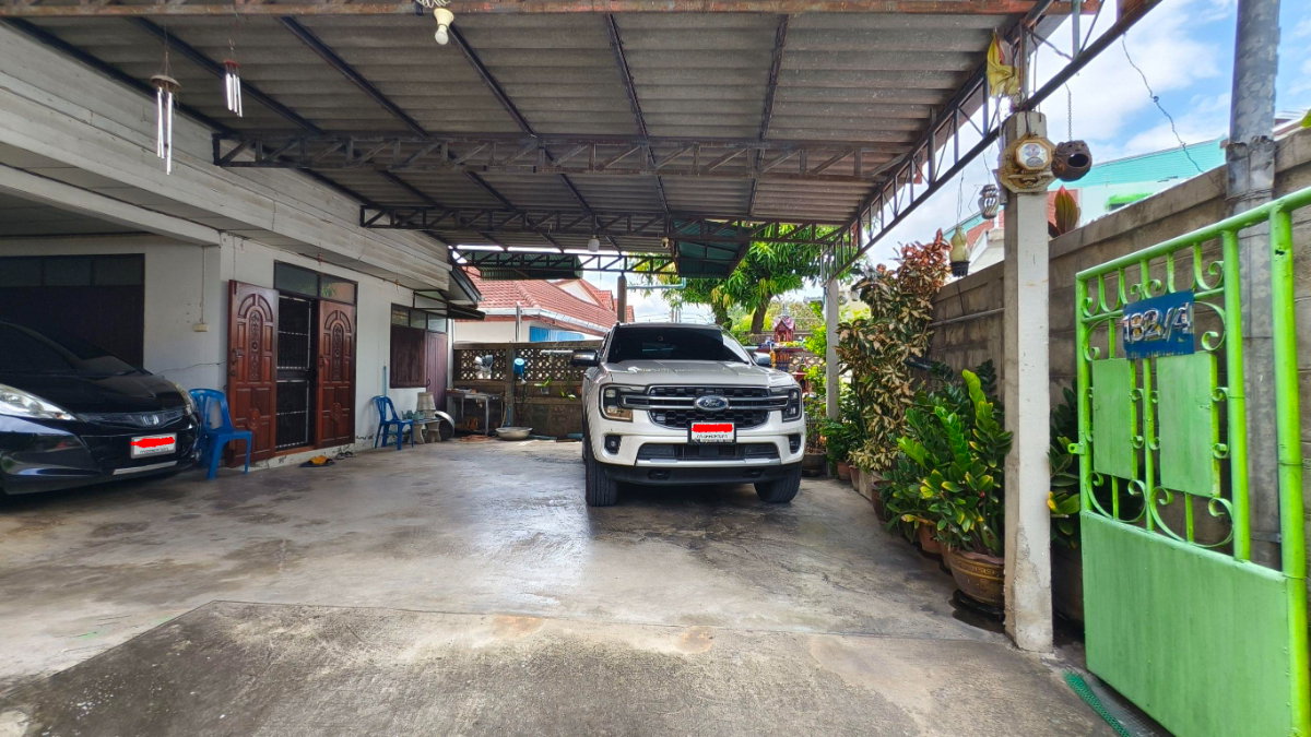 รูป บ้านเดี่ยว พร้อมหอพัก 8 ห้อง ที่ดิน 100 ตารางวา - รูปที่ 32/32