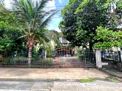 บ้านเดี่ยว เซ็นทรัล พลาซ่า เวสต์เกต : ขายบ้านเดี่ยวหลังใหญ่ หมู่บ้านดิเอมเมอรัลด์ การ์เด้น 1 ถนนราชพฤกษ์-บางบัวทอง หลังใหญ่ 83.4 ตร.ว. จอดรถได้ถึง 4 คัน