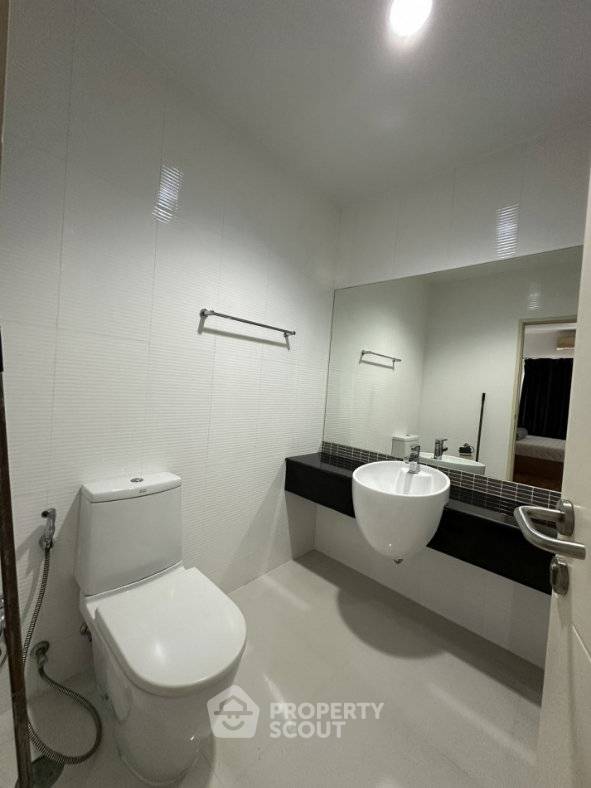 picture High-Floor 1-BR, 68 Sqm, The Fourwings Residence, Hua Mak (ID 3408399) - 7/9