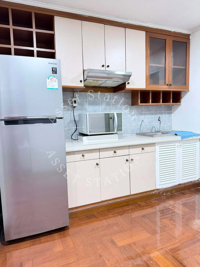 picture Wittayu Complex |🚅 Near BTS Ploen Chit and Central Embassy - 9/12