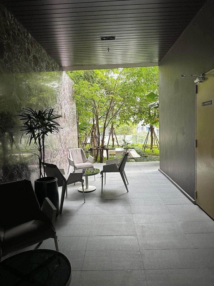 picture Condo closed to BTS Phrom Phong & Opposite Emsphere. - 12/15
