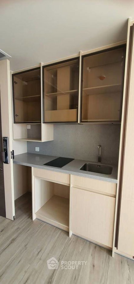 รูป คอนโด 1 ห้องนอน ขาย AROM WONGAMAT ใกล้ปราสาทสัจธรรม (ID 3414188) - รูปที่ 2/6