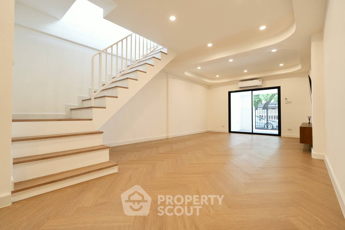 รูป ทาวน์เฮ้าส์ 2 ห้องนอน ขาย Sosu Nakhon Village 2 ทำเลหลักสี่ (ID 3412921) - รูปที่ 9/13
