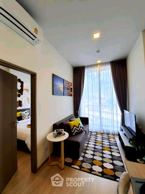 Condos for sale : 200m From BTS Ratchayothin | 1-BR Condo At Centric Ratchayothin (ID 3410661)