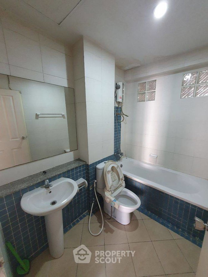 รูป ทาวน์เฮ้าส์ 3-ห้องนอน ที่ ศุภาลัย วิลล์ เอกมัย-รามอินทรา ใน รามอินทรา (ID 3407839) - รูปที่ 4/7