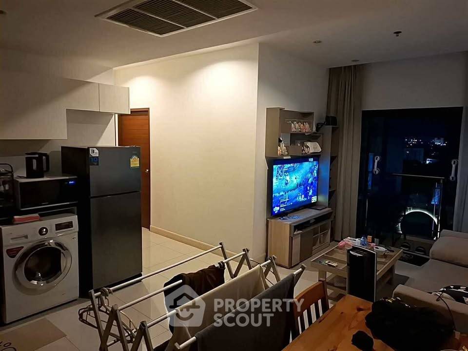 picture 2-BR Condo at The Axis Pattaya close to Pattaya South (ID 3414170) - 2/9