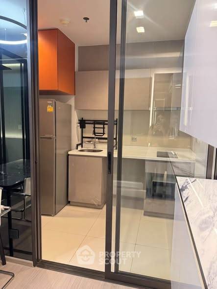 picture 33rd-Floor 1-BR Life Asoke - Rama 9, 300m To MRT Phra Ram 9 (ID 3409968) - 2/3