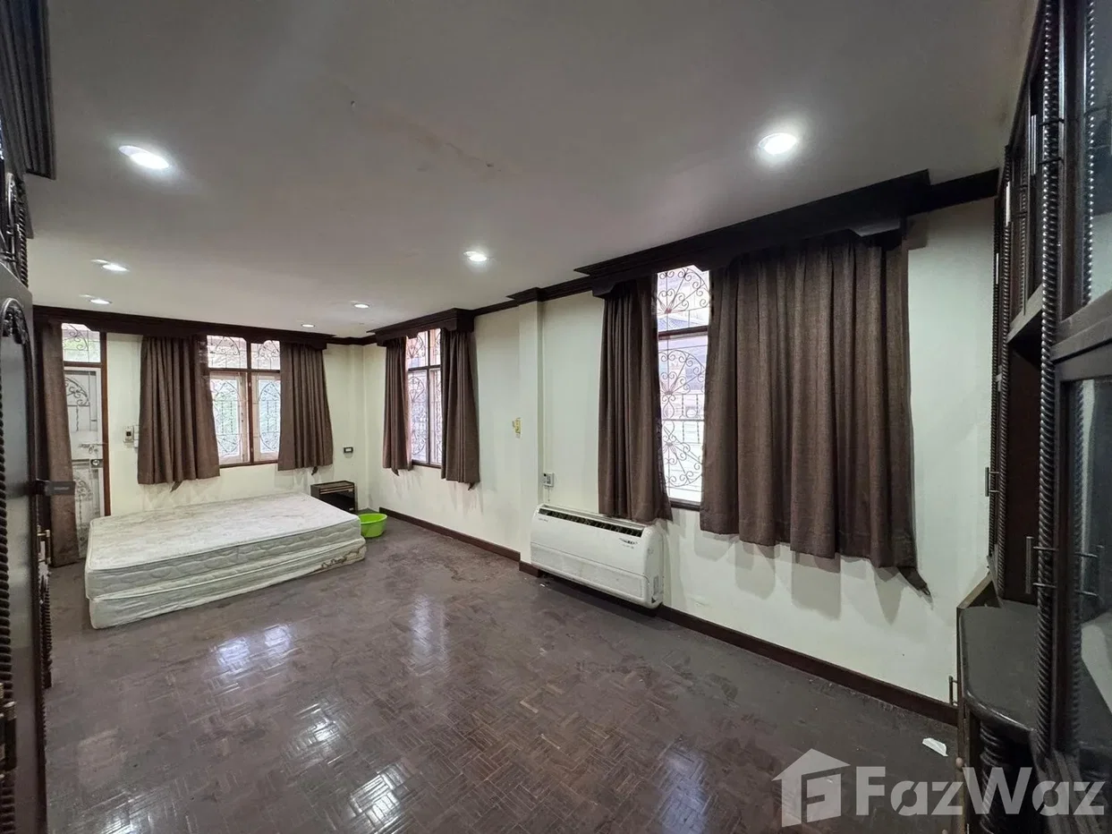 picture 4 Bedroom Townhouse for sale in Wat Tha Phra, Bangkok 6865644 - 19/30