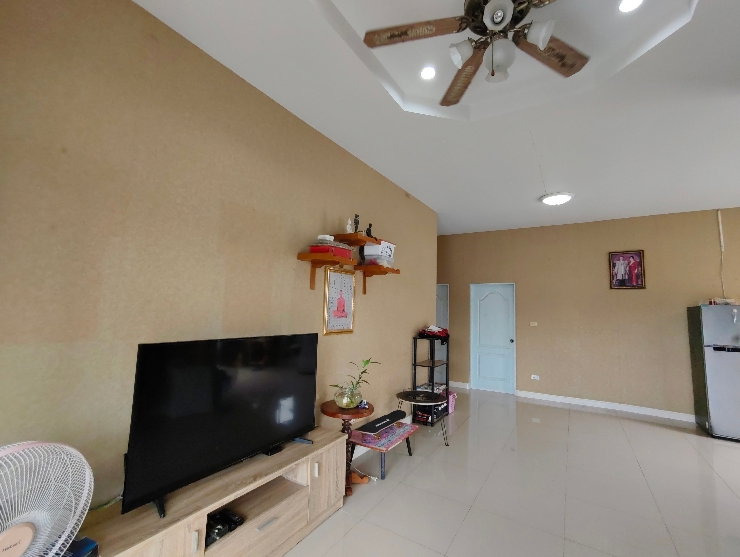 รูป ขายบ้านเดี่ยว พิชชาดา บึง ศรีราชา หลังมุม 64 ตร.ว. เพียง 2.5 ล้าน รีโนเวทมีเงินเหลือ - รูปที่ 6/14