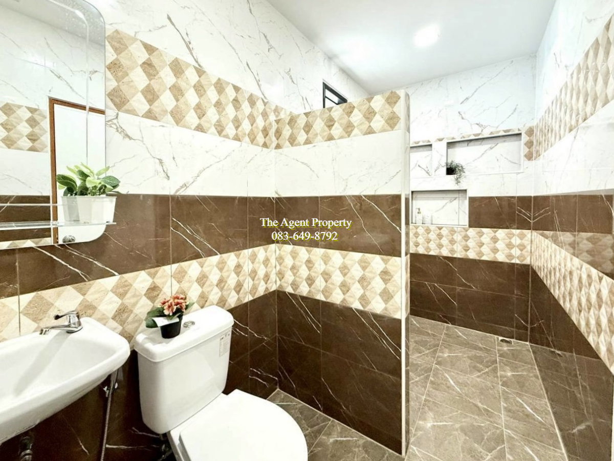 รูป ขายบ้านเดี่ยวหมู่บ้านณัฐวรรณ หนองจอก กระทุ่มราย สังฆสันติสุข 18 สุวินทวงศ์ นิมิตใหม่ บ้านรีโนเวทใหม่ 55.1 ตร.ว. 4 นอน 2 น้ำ พร้อมอยู่ ราคา 3.89 ล้าน - รูปที่ 14/31