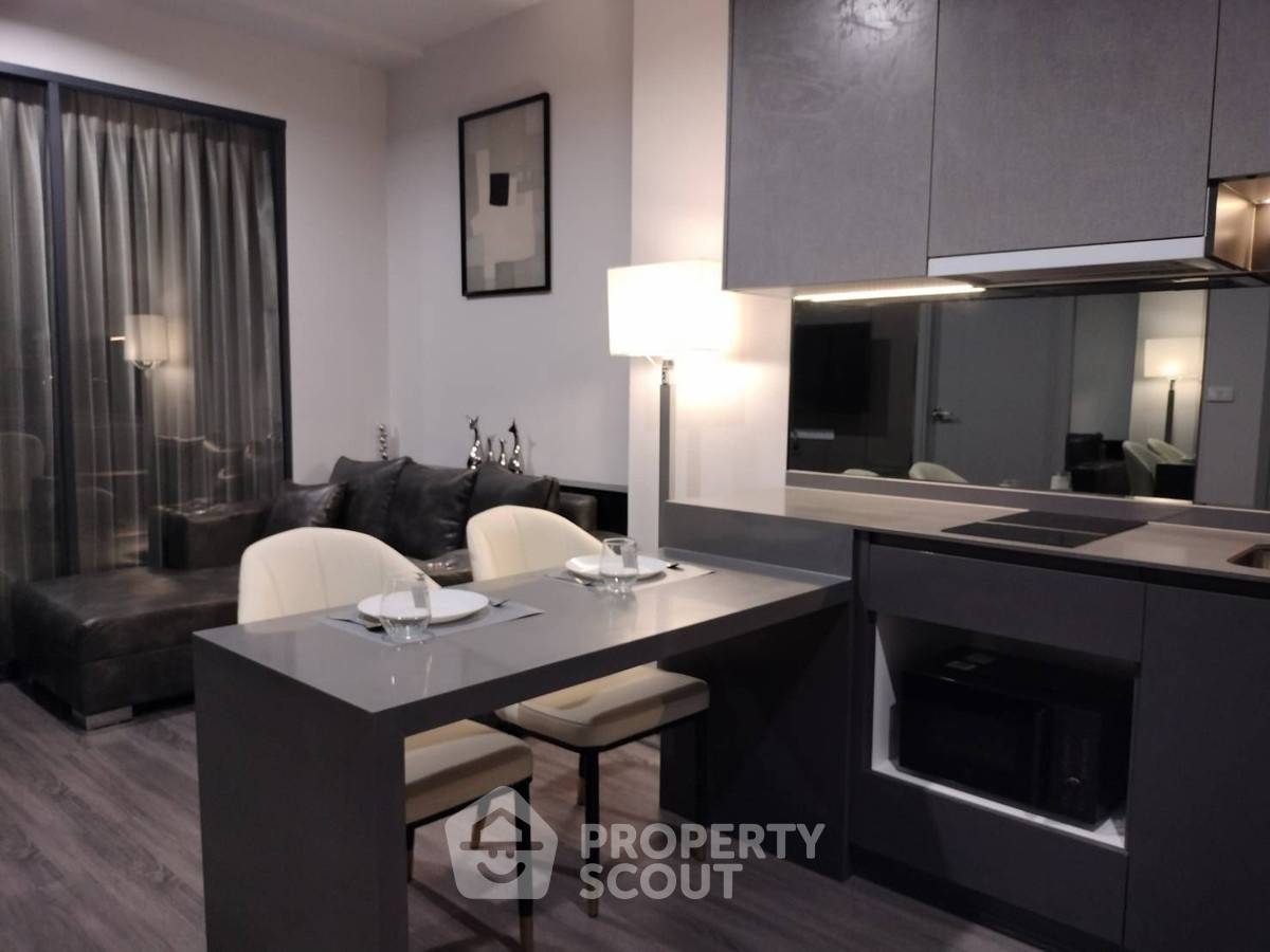 picture 2-BR Condo At Ideo Chula Samyan Near MRT Sam Yan (ID 2553815) - 1/10