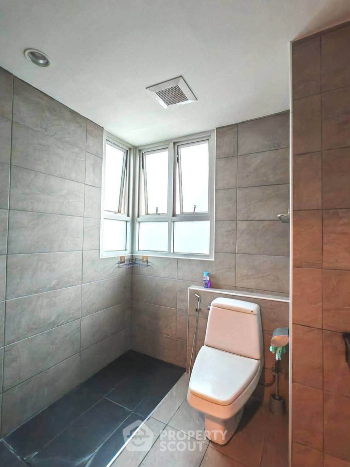 picture 24th-Floor 2-BR Baan Pathumwan Condominium Near BTS Ratchathewi (ID 3410083) - 5/7