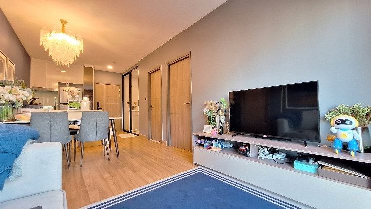 รูป 𝙁𝗼𝗿 𝗦𝗮𝗹𝗲🌲Condo The Astra Sky River ขนาด 73.11 ตรม.( 2 Bedroom plus ) 2 ห้องนอน 2 ห้องน้ำ ( อ่างอาบน้ำ )🏷7.9 ล้านบาท พร้อมโอน
 - รูปที่ 6/31