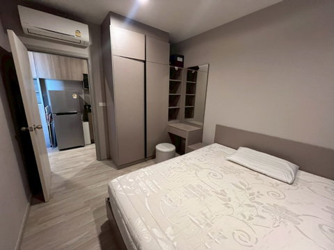 Unit Available at Ideo Mobi Sukhumvit Eastpoint–Multiple units available—prices negotiable!