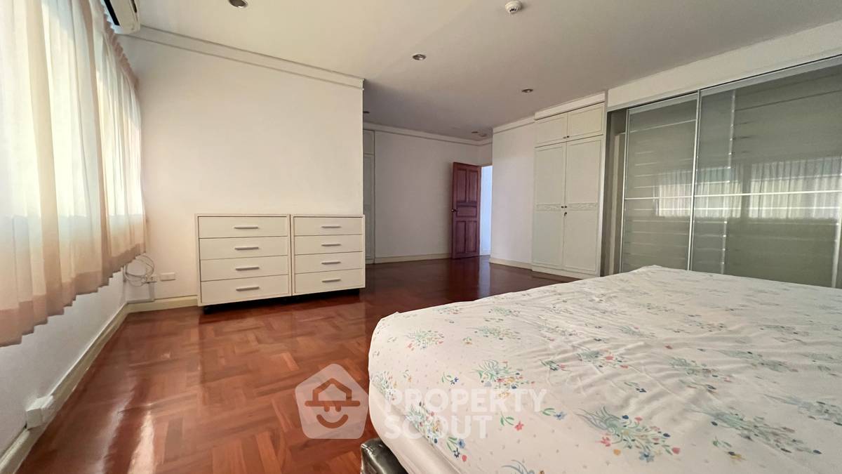 รูป คอนโด 3 ห้องนอน เลี้ยงสัตว์ได้ 283 ตร.ม. ชั้น 22 Tower Park ใกล้ ARL มักกะสัน (ID 1532473) - รูปที่ 10/47