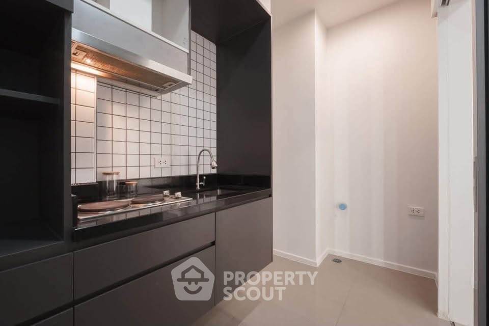 picture 16th-Floor 1-BR Condo At Blocs 77 Near BTS On Nut (ID 3409943) - 6/11