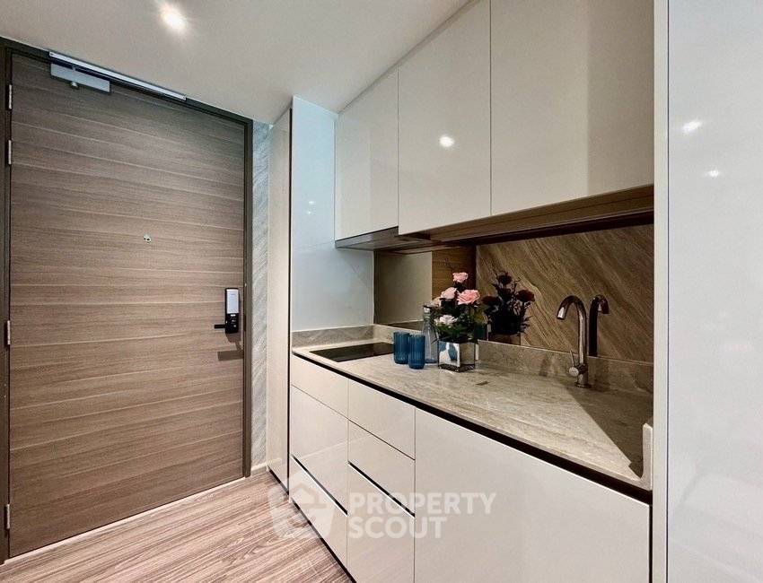 picture 3-BR 110 Sqm Condo At Fynn Asoke Near BTS Asoke (ID 3412648) - 5/23