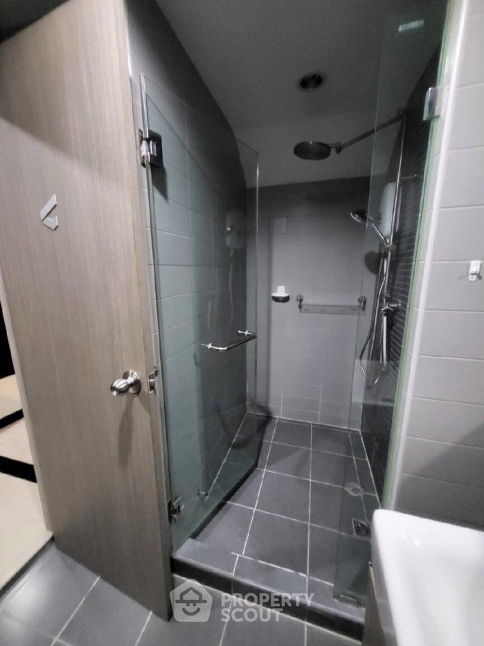 picture 200m To MRT Ratchadaphisek | 1-BR L Loft Ratchada 19 (ID 1470162) - 11/25