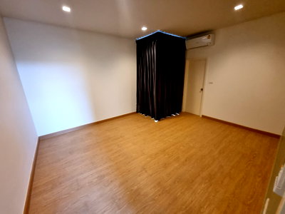 โฮมออฟฟิศให้เช่า : 🏠 ทาวน์โฮม 3 ชั้น หน้ากว้าง 7.5 เมตร พื้นที่ใช้สอย 222 ตรม.