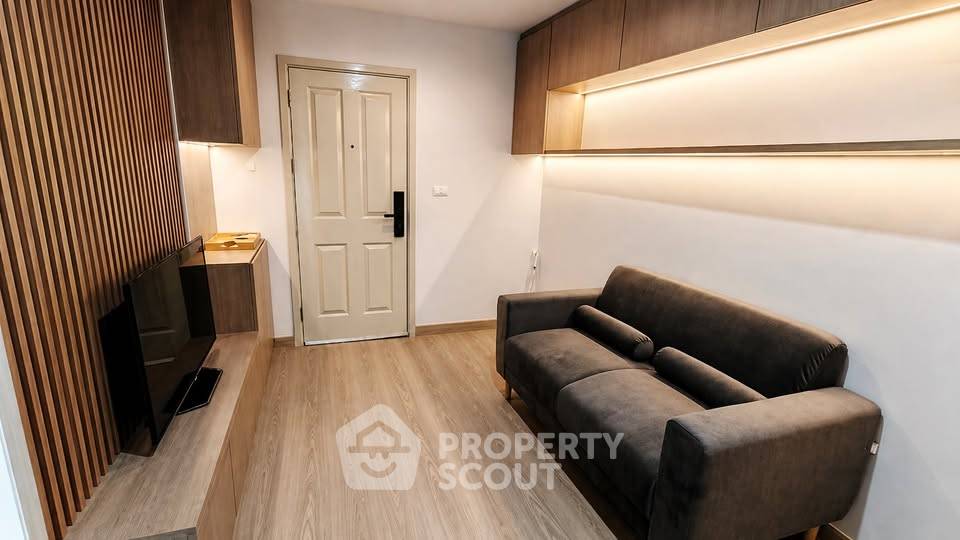 picture 1-BR Condo For Sale, 28 Sqm, Hi Ladprao 130, Bang Kapi (ID 3410099) - 2/10