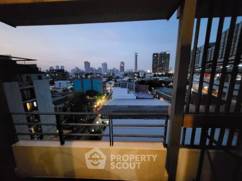 picture 200m To MRT Ratchadaphisek | 1-BR L Loft Ratchada 19 (ID 1470162) - 20/25