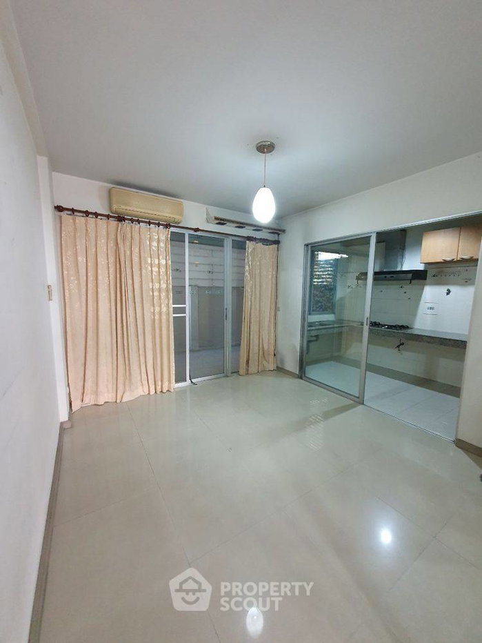 รูป ทาวน์เฮ้าส์ 3-ห้องนอน ที่ ศุภาลัย วิลล์ เอกมัย-รามอินทรา ใน รามอินทรา (ID 3407839) - รูปที่ 7/7