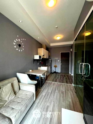 Condos for sale : 1-BR 41 Sqm Condo For Sale At My Hip Condo, Chiang Mai (ID 3409442)