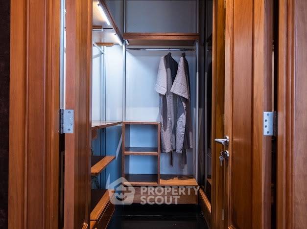 รูป คอนโด 1-ห้องนอน ที่ แมกโนเลียส์ วอเตอร์ฟรอนท์ เรสซิเดนซ์ ใกล้ BTS สะพานตากสิน (ID 3402757) - รูปที่ 6/8