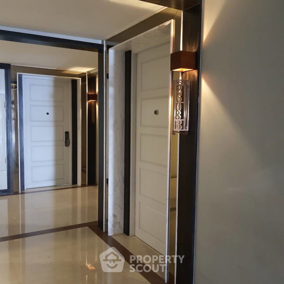 picture 3-BR Condo at The Fourwings Residence in Hua Mak (ID 3411026) - 2/17